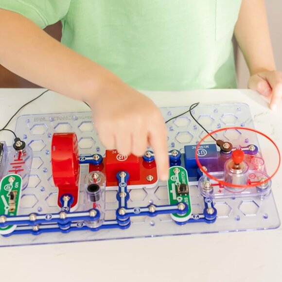 Jr. SC-100 Electronics Exploration Kit, Over 100 Projects, Full Color Project Ma - Picture 7 of 16